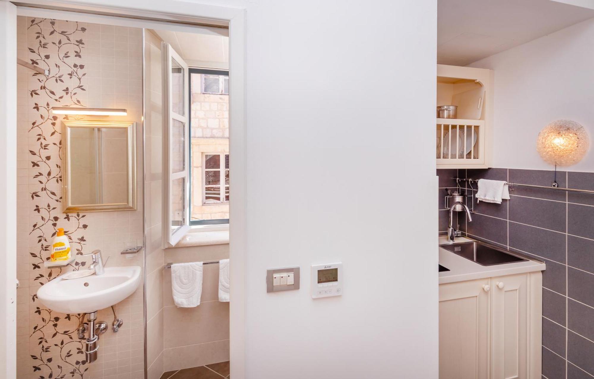Roko House Appartement *